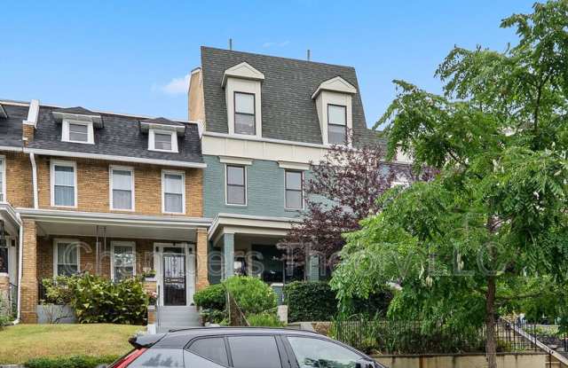 1228 I St NE photos photos
