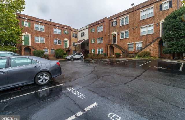 951 S SCOTT ST #2 - 951 South Scott Street, Arlington, VA 22204