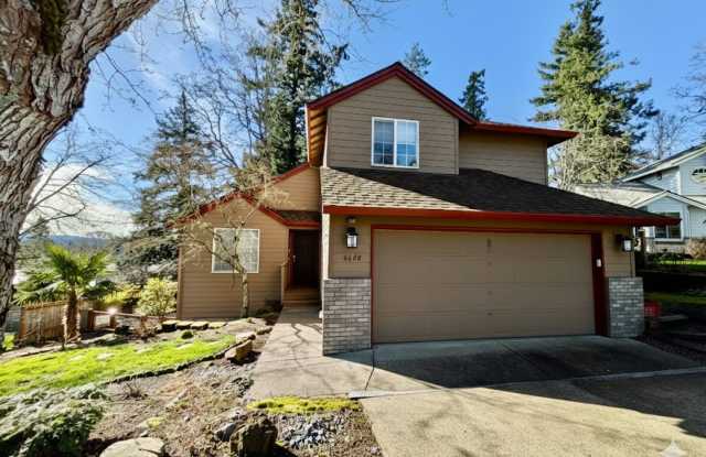 Spacious SW Tigard Retreat with Entertainer’s Backyard  Modern Chef’s Kitchen photos photos