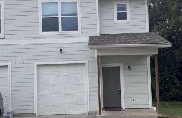 Welcome to Your New 3 bedroom/2 bath Home in Columbia! photos photos