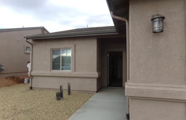 2976 N Yavapai Road - 2976 North Yavapai Road East, Prescott Valley, AZ 86314