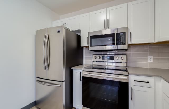 Old Town Scottsdale - One Bedroom w/ Private Patio! Gallery 4
