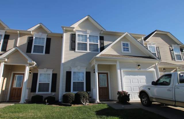Exclusively Offered by Muse Realty, LLC photos photos