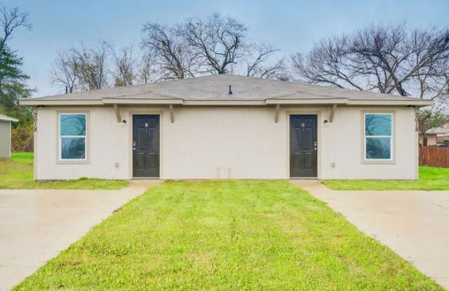 2018 Henry Street - 2018 Henry Street, Greenville, TX 75401