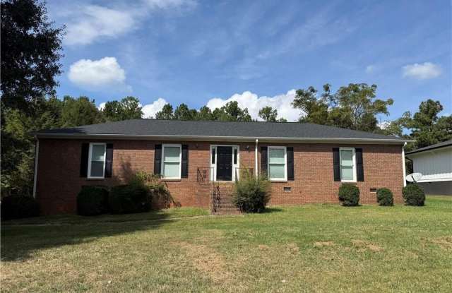 1650 Beechwood Boulevard NW Gallery 1