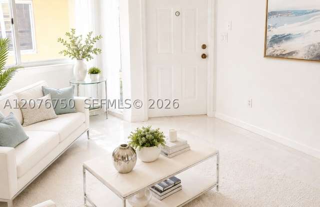 405 Kelly Ln Gallery 2