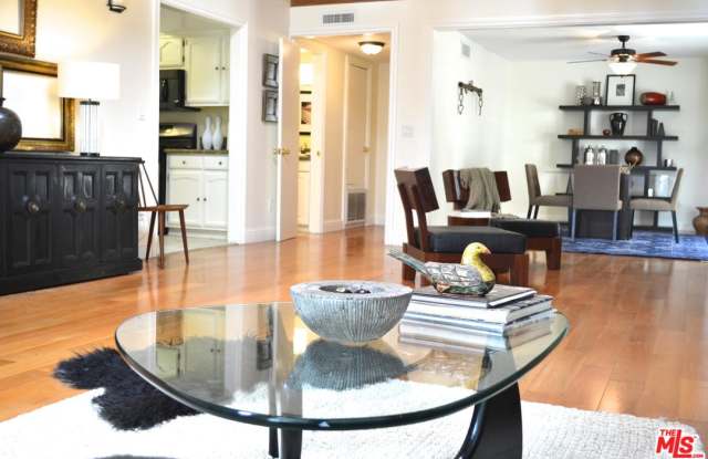 5915 WILKINSON Avenue Gallery 4