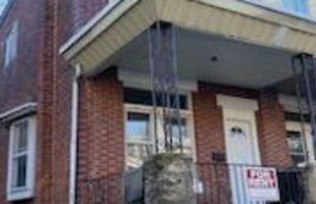 1310 West Eleanor Street photos photos