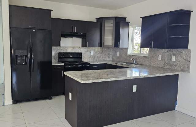 2758 Northwest 58th Street photos photos
