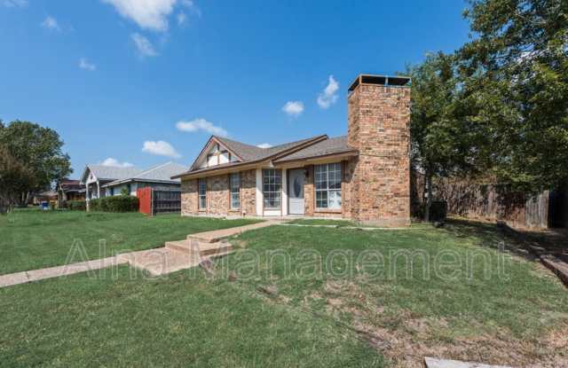 1417 Ross Ln - 1417 Ross Lane, Seagoville, TX 75159
