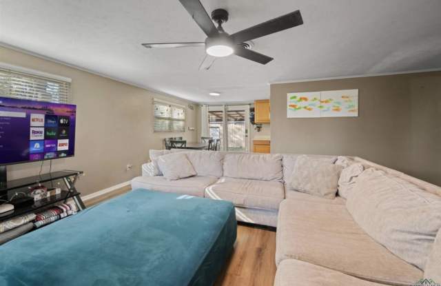 3015 South Henderson Boulevard photos photos