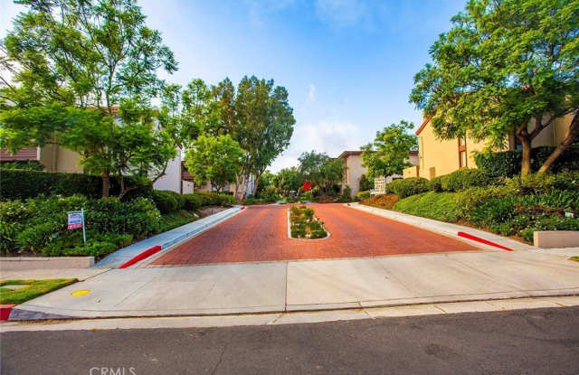 5937 Armaga Spring photos photos