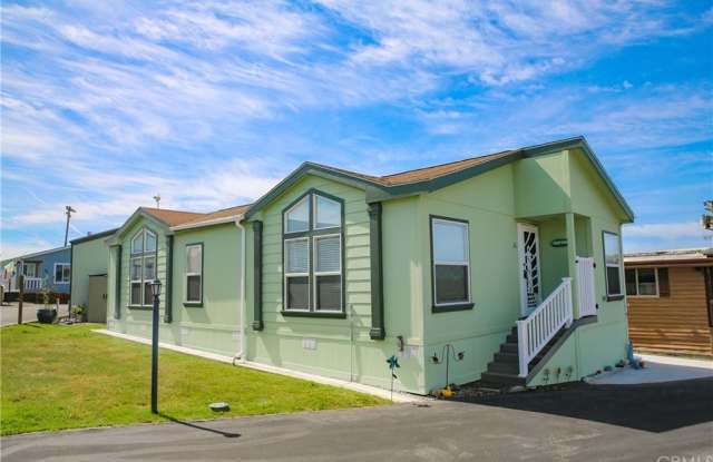 9540 Avonne Ave photos photos
