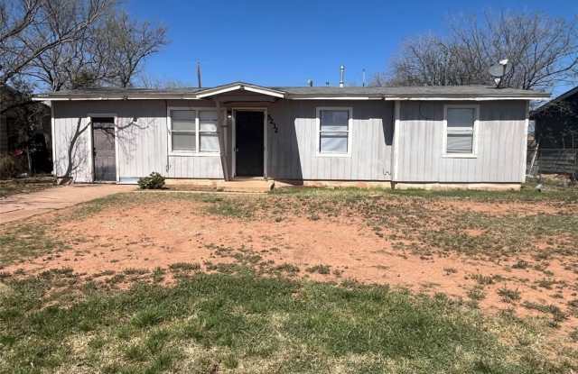 5232 Encino photos photos