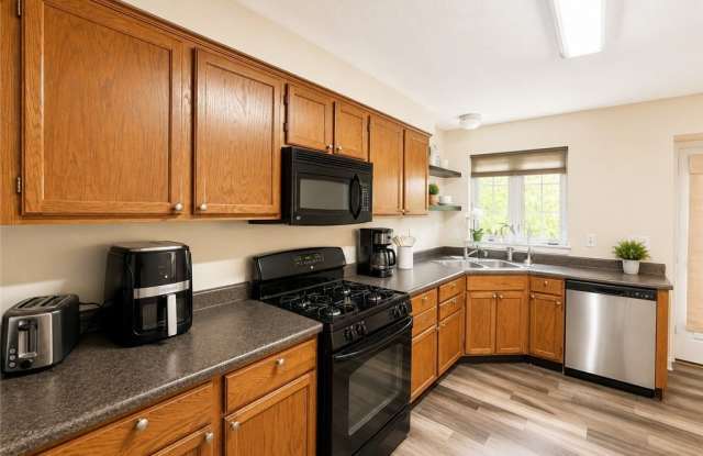 122 Broadstone Dr Gallery 4