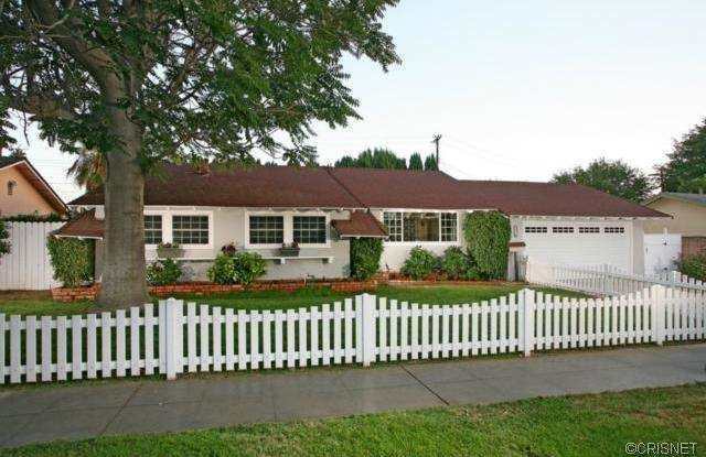 22114 Strathern Street photos photos