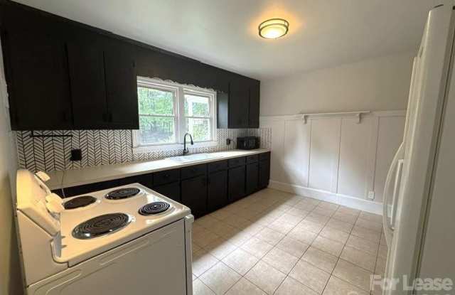 810 Mt Holly Huntersville Road Gallery 4