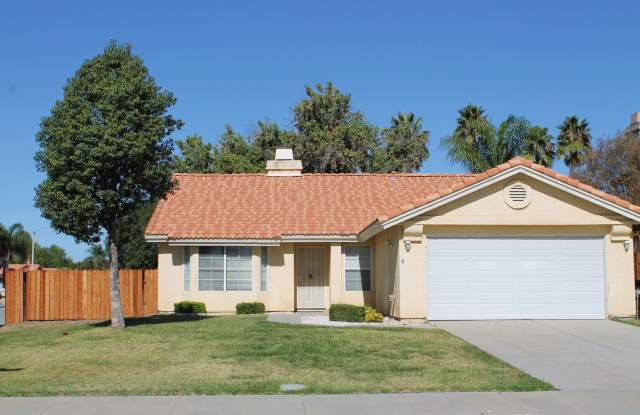 4 bedroom FAMILY SPECIAL with RV storage on site! photos photos