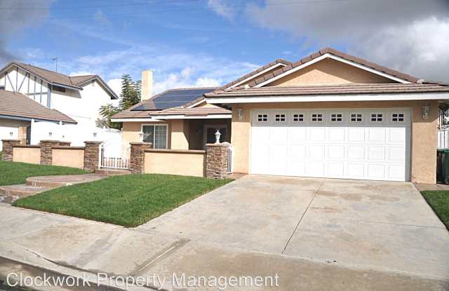 22921 Rio Lobos Rd Gallery 2