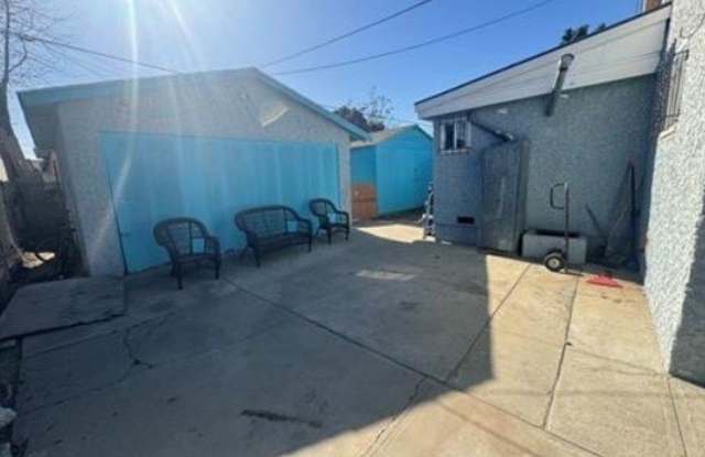 2128 E Stockwell Street photos photos