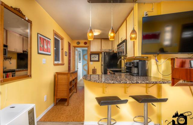 1007 Second Avenue photos photos