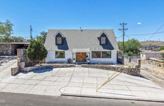 704 MCKELLIGON Drive Gallery 2