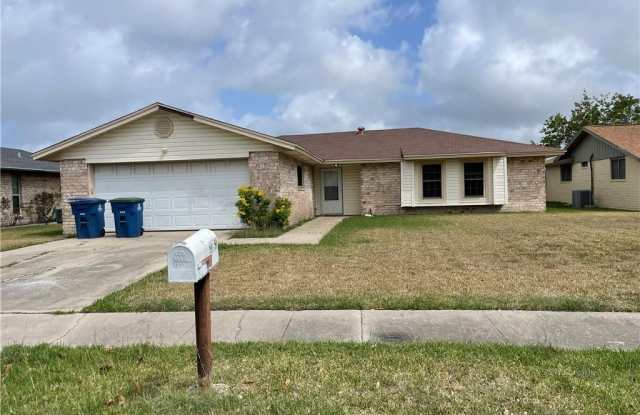 909 Summitt - 909 Summitt Cir, Portland, TX 78374