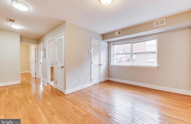 61 FORRESTER Street SW Gallery 4