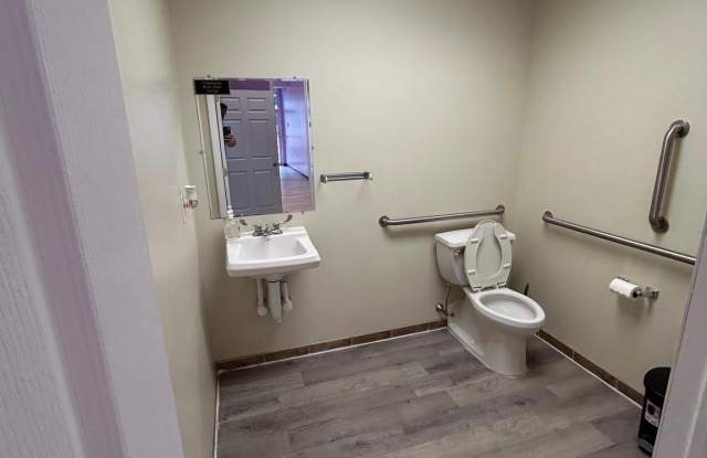 33 E MAIN Street unit: B - 33 East Main Street, Palmyra, PA 17078