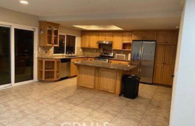 2117 West Sycamore Avenue photos photos