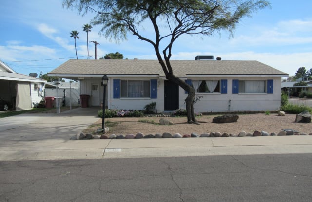 7401 E BELLEVIEW Street - 7401 East Belleview Street, Scottsdale, AZ 85257