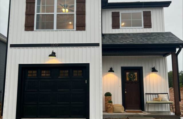 Luxurious New Construction photos photos