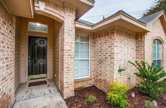 132 NE Mcalister Road NE Gallery 3