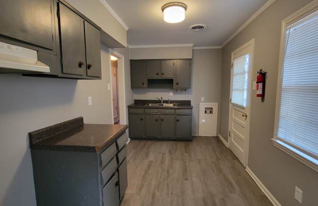 3912 Callahan Dr Gallery 4
