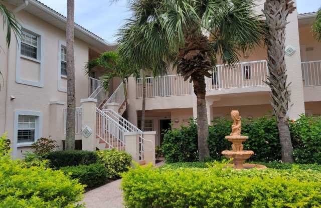 Annual turnkey furnished 2/2 ground floor unit in gated Plaza De Flores in Palmer Ranch. Gallery 3