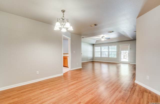 1576 KIMBERLY DAWN DR Gallery 2