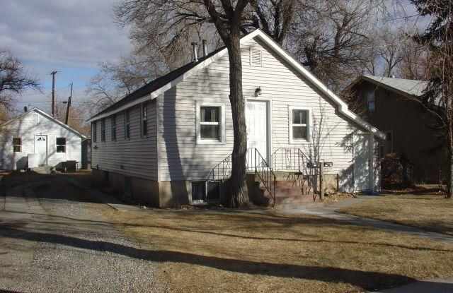 739 Custer Ave photos photos