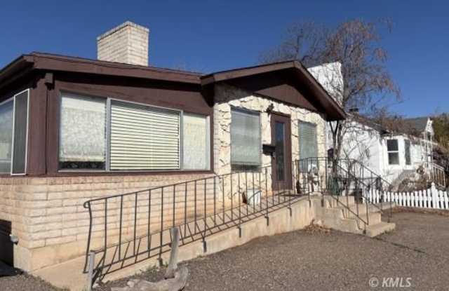 176 S 100 E Gallery 2