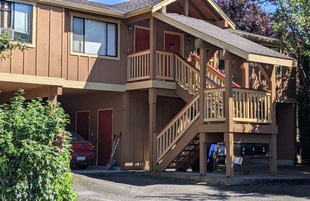 428 Stow Ave S, Unit 221 - 428 Stow Avenue South, North Bend, WA 98045