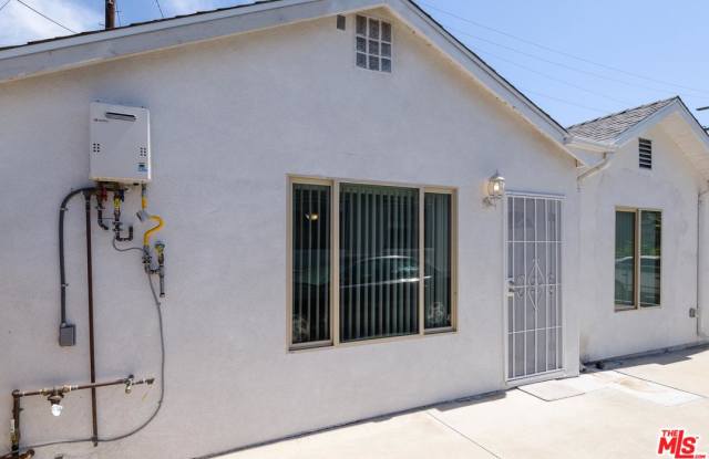 5422 CIMARRON Street Gallery 2