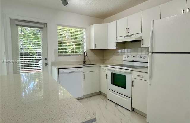 1831 SW 24th St photos photos