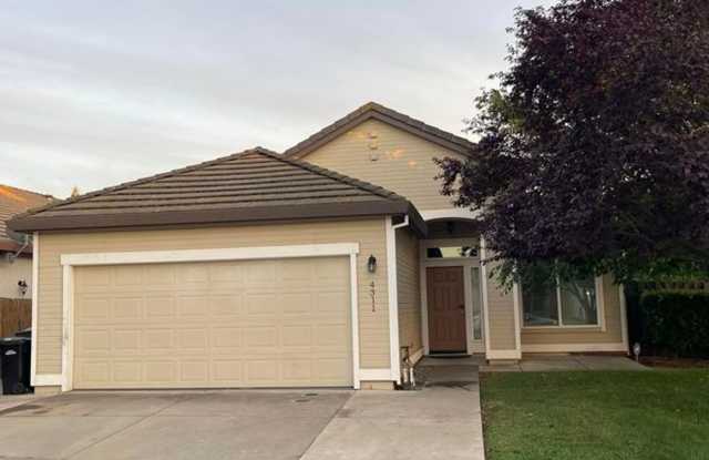 Home for Rent in Sacramento (Rosemont Park) photos photos
