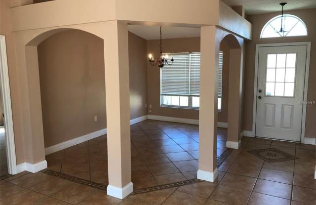 251 HERONWOOD Circle Gallery 2