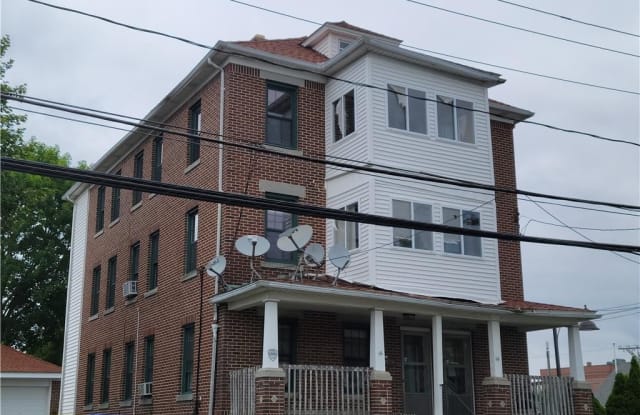 14 Bradley Avenue - 14 Bradley Avenue, Waterbury, CT 06708