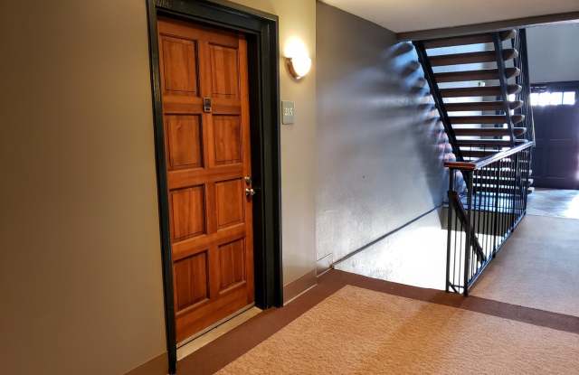 The Grove 2bd/1ba with New Flooring Throughout! photos photos
