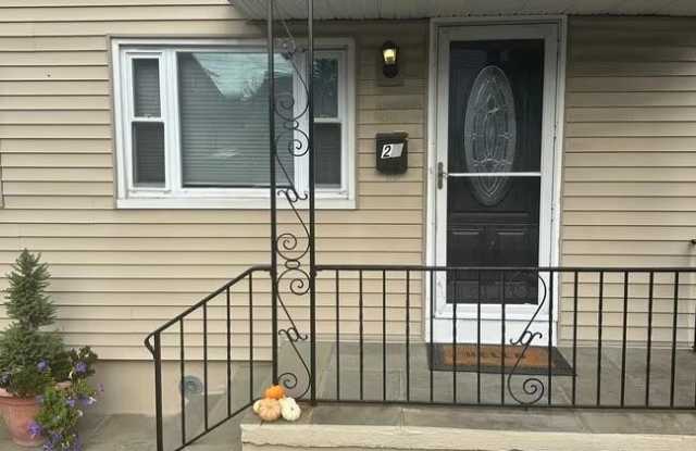 23 Bayard Street Gallery 2
