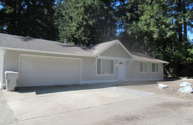 Updated 3 bedroom, 1.75 bath rambler in Covington photos photos