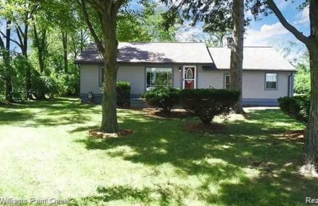 4907 JOHN R Road Gallery 3