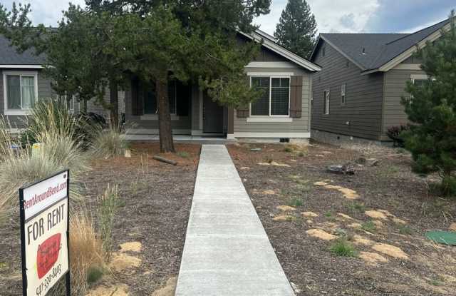 Primary Suite on Main Level!  $500 off first month's rent!! Gallery 3