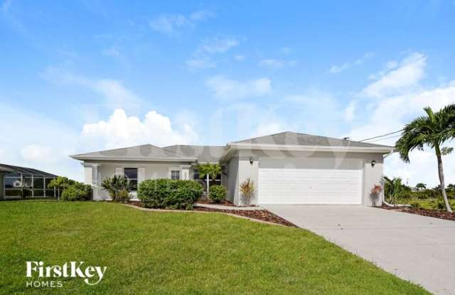 206 Northwest 23rd Avenue - 206 Northwest 23rd Avenue, Cape Coral, FL 33993
